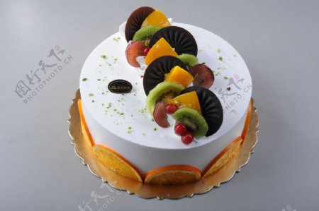 四月物语生日蛋糕