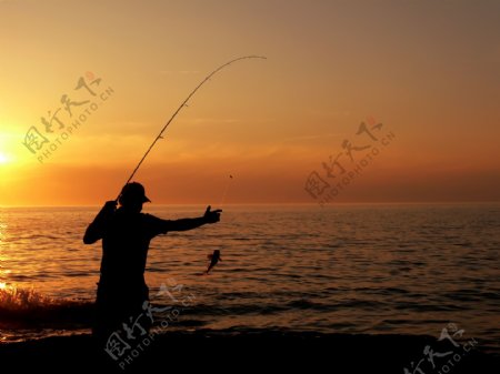 钓鱼者剪影素材图片