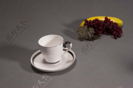 陶瓷花边咖啡杯图片