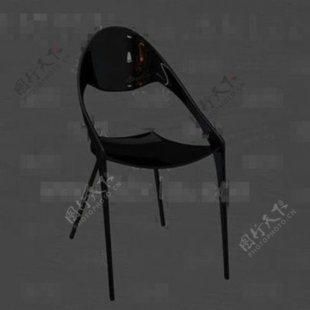 纯黑色的表面光滑的椅子