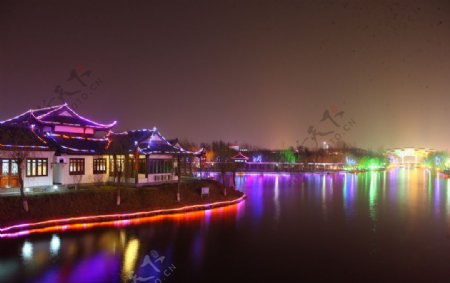山东德州董子文化街夜景图片