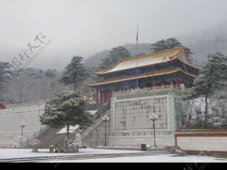 青岩寺风光雪景图片
