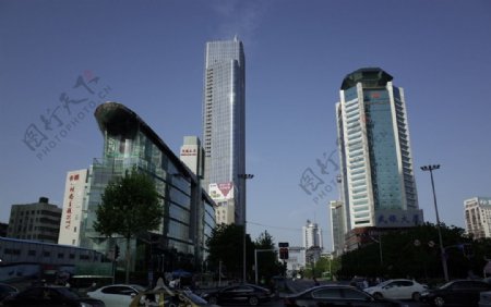 武汉建设大道西北广发农商行街景图片