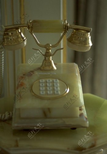 古典的大理石电話图片