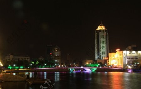 濠河夜景图片