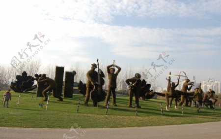 上海世纪公园艺术雕像图片