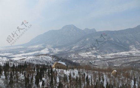 少室山冬季景色图片