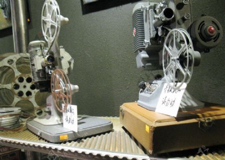 复古铁艺录像机摆件图片
