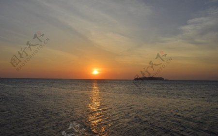 亚庇美人鱼岛海岛日落图片