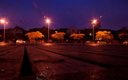 社区夜景图片