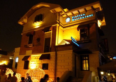 天津意式风情街建筑夜景图片