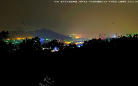 中国工业区山水夜景图片