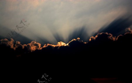 夕阳阳光剪影摄影自然风光图片