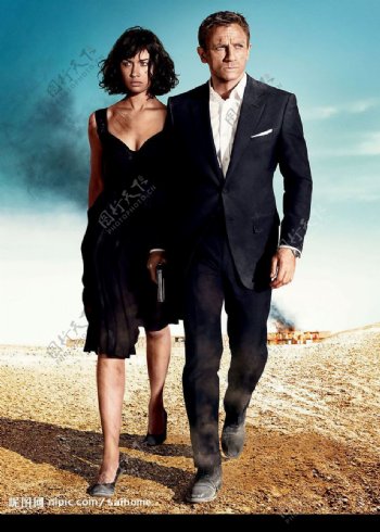 电影海报007大破量子危机图片