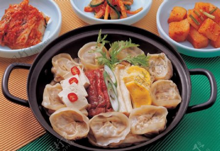 韩式饺子火锅图片