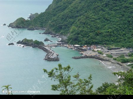台灣粉鳥林漁港图片
