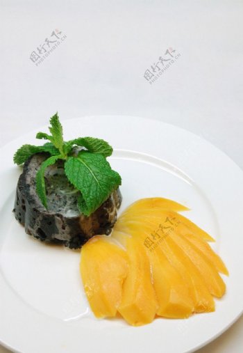 芒果红豆冰图片