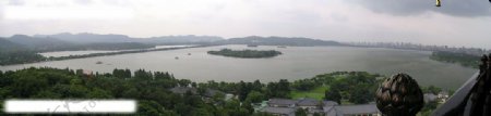 西湖全景颱風來臨之際图片
