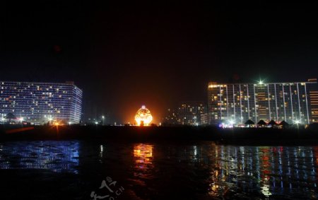 山东海阳夜景图片