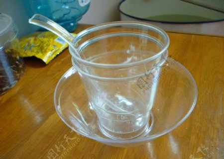 塑料杯碗图片