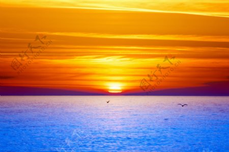 落日海面美景图片