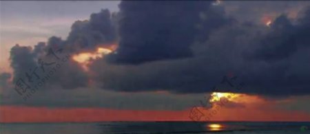 云层飘过晚霞自然风光美景2个高清实拍视频素材