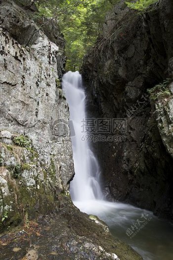 水岩石河石头瀑布