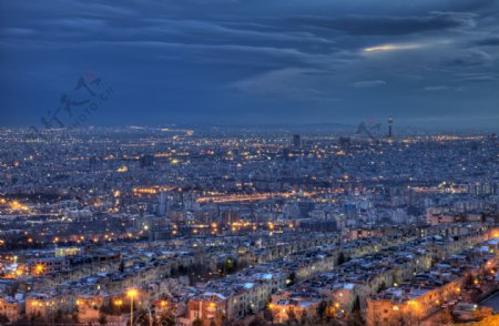 鸟瞰城市夜景图片
