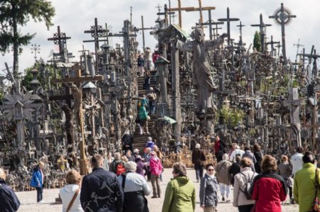 立陶宛希奥利艾山十字架交叉信仰教死亡纪念