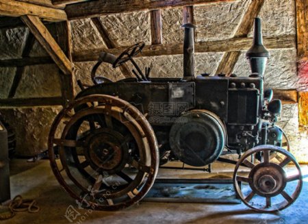 复古的拖拉机