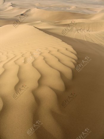 唯美戈壁沙漠图片