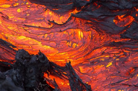 火山岩浆摄影图片
