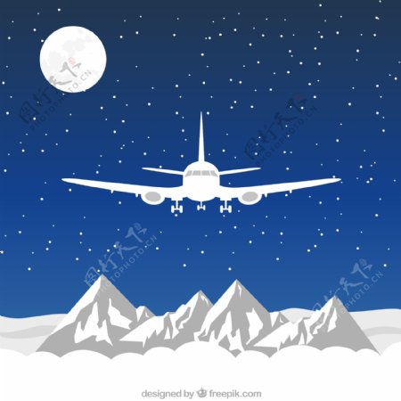飞过雪山的飞机