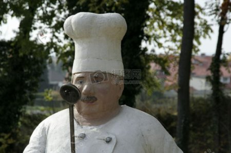 带胡须的厨师雕像