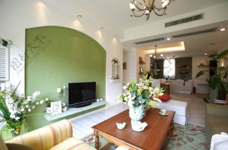 客厅美式浅绿色电视背景装修效果图