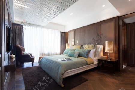 现代时尚卧室深褐色地毯室内装修效果图