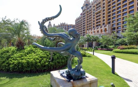 章鱼雕像