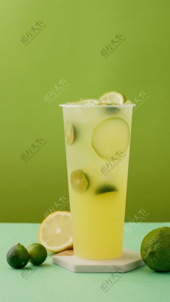 青桔柠檬水