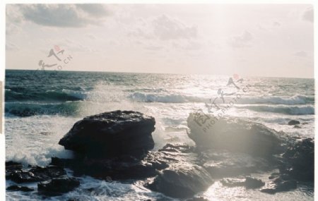 海洋海浪岩石