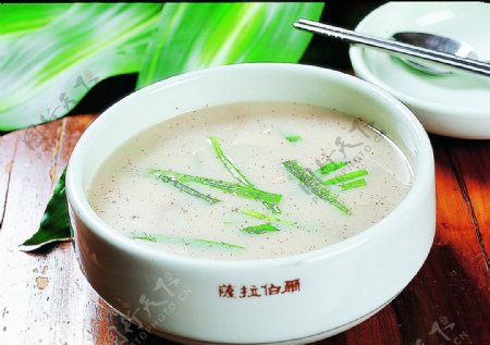 豫菜蘑菇苏子汤图片
