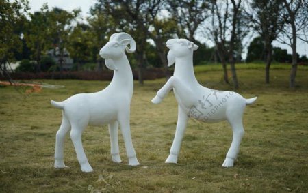羊雕塑图片