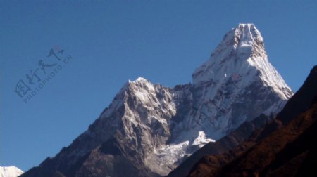 喜马拉雅山阿玛达布朗峰股票视频