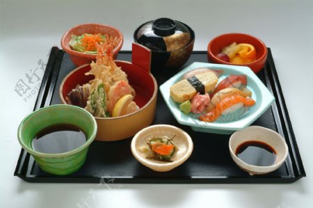 日本天妇罗寿司套餐图片