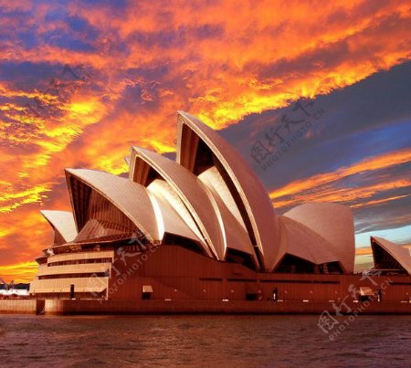 photoshop合拼悉尼歌剧院的晚霞