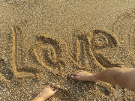 爱情沙滩图片