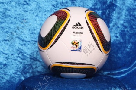 2010世界杯官方用球普天同庆配图图片