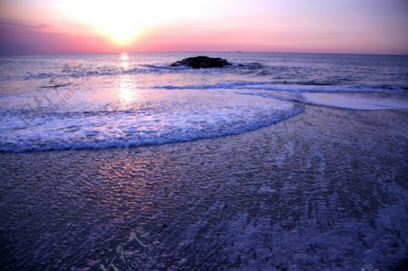 日落沙滩图片