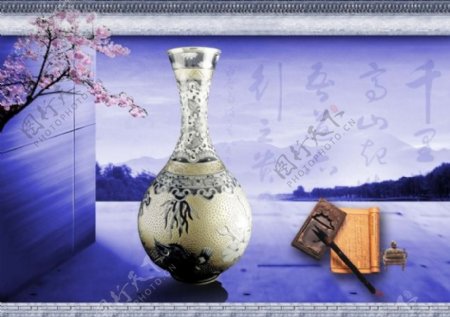 中国风海报设计梅花瓷瓶