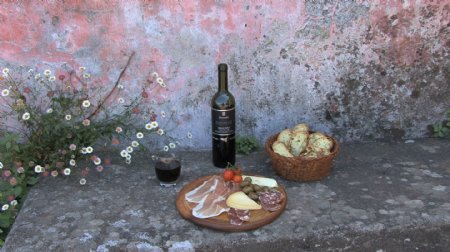 西西里岛葡萄酒瓶和野餐1股票的录像视频免费下载