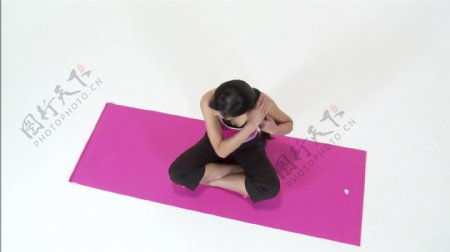 亚洲女人做瑜伽股票视频